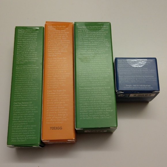 OleHenriksen skincare sample set - Picture 3 of 3